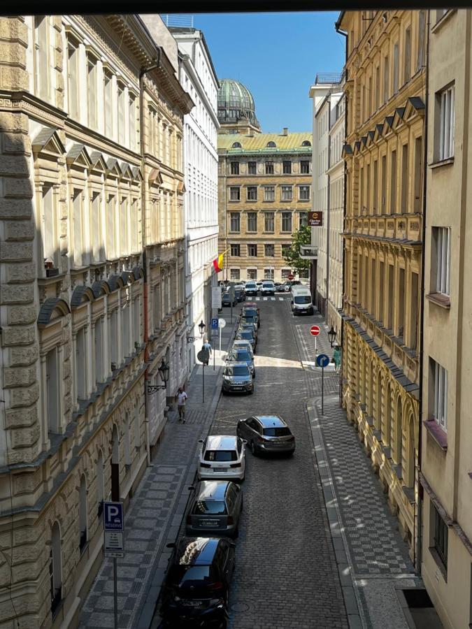 Le Papillon De Boheme Apartment Prague Exterior photo